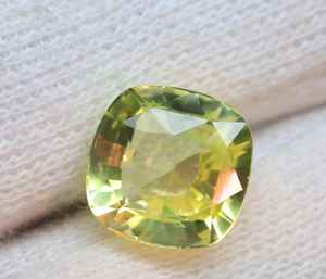 พลอยแซฟไฟร์สีเหลืองทรงคุชชั่นขนาด 9 มม. ผลิตในห้องปฏิบัติการ - พลอยแซฟไฟร์สีเหลืองเจียระไน - พลอยคุณภาพเยี่ยมสำหรับทำเครื่องประดับ - Product Image 3