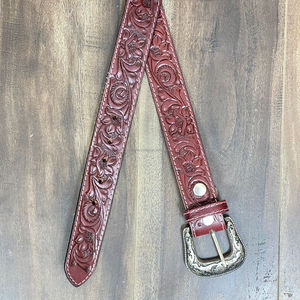 Factory Direct Luxury Cowhide <b>Leather</b> Casual Business <b>Belts</b> with Alloy Pin Buckle Durable Hand <b>Tooled</b> <b>Leather</b> Adjustable <b>Belts</b> - Product Image 5