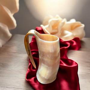 Mug à boire artisanal en corne de buffle, écologique, forme naturelle, poli, durable, décoration rustique pour la maison, artisanat, ange, amour, animal - Product Image 1