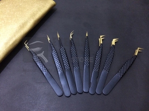Pince à épiler de précision antistatique pour extensions de cils, en acier inoxydable japonais, avec logo personnalisé noir et or, pointe diamantée - Product Image 2