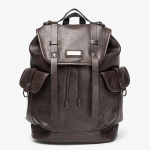 Mochilas de Cuero Genuino Personalizadas a Bajo Precio, Modernas, con Bolsillos Personalizados y Ajustables - Product Image 1