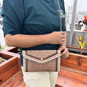 Nuevo bolso de mano de cuero con correa para el hombro, monedero personalizado de alta calidad, bolso de noche hecho a mano de diseñador para mujer - Product Image 3