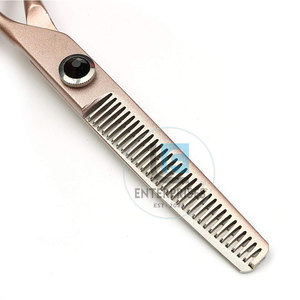 กรรไกรตัดผมบางแบบสแตนเลสมืออาชีพทนทานและน้ำหนักเบาขายส่งสไตล์ใหม่ - Product Image 5