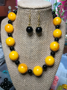Collier en résine fait main, bijoux écologiques tendance pour femmes, idéal pour les fêtes, vente en gros en Inde, emballage personnalisé parfait - Product Image 6