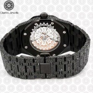 Montre de luxe en moissanite de qualité supérieure avec mouvement à quartz, en acier inoxydable, bijou de mode, disponible à la vente - Product Image 4