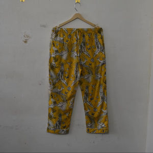 Pantalones de Pijama de Algodón con Estampado de Flores Elegantes, Motivo Floral Encantador de la Selva, Corte Regular, Cintura Elástica, Casuales de Verano - Product Image 1