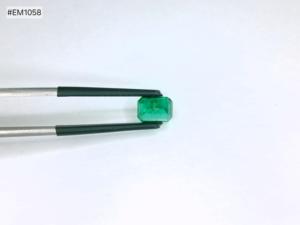 Esmeralda octogonal de Zambia natural de alta calidad, grado 3A, 1.3 CT, piedra preciosa suelta, excelente claridad, para la elaboración de colgantes, anillos y collares. - Product Image 2