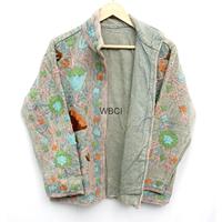 Couverture courte en coton réversible, faite main, style Suzani, tissée à rayures, brodée de fleurs, matelassée, écologique, manches trois-quarts, automne