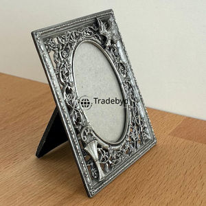 Cadre photo en métal fait main élégant, décoration de luxe par Tradebyd - Product Image 3