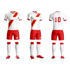 Ensembles d'uniformes de football professionnels OEM - Polyester de haute qualité avec logo personnalisé - Product Image 3