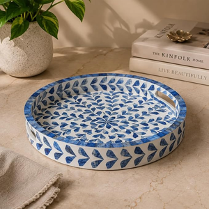 Plateau décoratif rond en os bleu avec poignées, motif floral, par Faiza Craft - Product Image 1