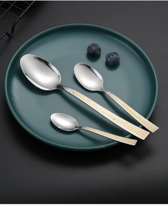 ชุดช้อนส้อมสแตนเลสขัดเงาคุณภาพสูง ให้ความเงางามระดับพรีเมียม ยกระดับประสบการณ์การรับประทานอาหารด้วยดีไซน์ทันสมัย - Product Image 2