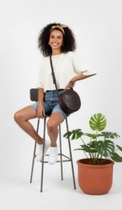 Sac bandoulière circulaire en cuir véritable pour femme – Petit sac à bandoulière rond, sangle réglable - Product Image 5