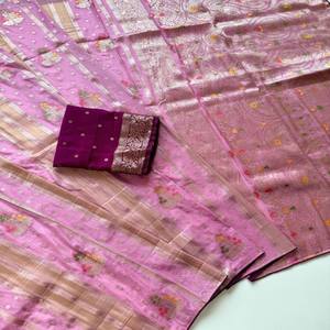 VASTRA COTTAGE Sari de viscosa de seda pura Chinya con tejido Zari dorado, Butta floral Minakari y blusa teñida a mano con contraste - Product Image 2