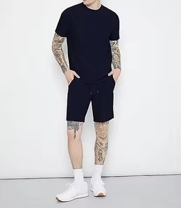 ชุดเซ็ตเสื้อยืดแขนสั้นและกางเกงขาสั้นผ้าฝ้ายสองชิ้นสำหรับผู้ชายแบบขายส่งปี 2024 รับผลิตตามสั่ง - Product Image 2