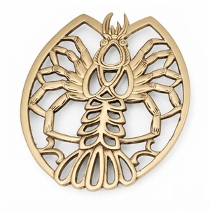 Socle en métal pour plats chauds, support en laiton massif pour marmite à homard, thème nautique personnalisé, tapis décoratif résistant à la chaleur pour table à manger - Product Image 1