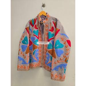 เสื้อแจ็คเก็ตซูซานีงานฝีมือจากราชสถาน ผ้าฝ้าย 100% คอตั้ง ลายดอกไม้ สำหรับผู้หญิง สวมใส่ในงานปาร์ตี้ ฤดูใบไม้ร่วง/ฤดูหนาว/ฤดูใบไม้ผลิ - Product Image 4