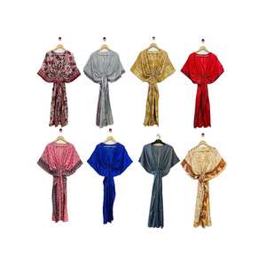 Kaftan indien fait main 100% soie pure pour femme, longue robe de plage avec imprimé multicolore, idéal comme maillot de bain pour future maman - Product Image 1