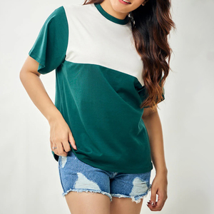 เสื้อยืดโอเวอร์ไซส์ผู้หญิง MOQ ต่ำ ทรงหลวม ผ้าฝ้าย 100% ระบายอากาศดี สไตล์สตรีทแวร์สำหรับฤดูร้อน สีพื้น ย้อมสีเรียบๆ รับสกรีนโลโก้ คุณภาพสูง - Product Image 3