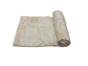 Tissu brodé de qualité supérieure en cordon blanc Dori/Cord, motif floral ton sur ton, travail de broderie au cordon, tissu tissé haut de gamme pour robes - Product Image 3