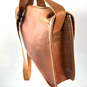 Bolso bandolera de cuero genuino de un solo color para mujer, bolso de hombro de moda para uso diario. - Product Image 3