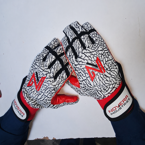 Guantes de Bateo de Béisbol de Cuero de Alta Calidad NOVERA INDUSTRIES con Cierre de Gancho y Bucle, Transpirables, Duraderos, de Secado Rápido, Ideales para Niños - Product Image 2