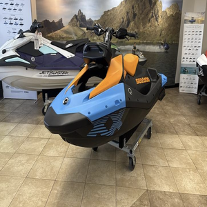 LISTO PARA ENVIAR: SEA-DOO Spark Trixx 2025 para 1 persona con 90hp, Audio e IBR, Garantía de 3 años, Grado Industrial DIY, EE. UU. - Product Image 1