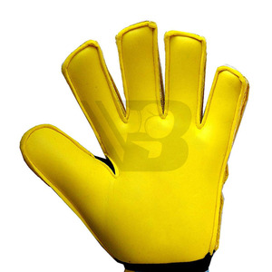 Protective Finger Breathable High Quality Leather Adjustable Non-Slip Professional Goalkeeper Football Gloves - Product Image 6