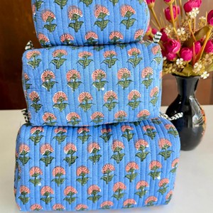 3-Piece Quilted Cotton Cosmetic Bag Set Blue Floral Embroidered Vintage Style Medium Size Multi-Function Zipper Closure - Product Image 1