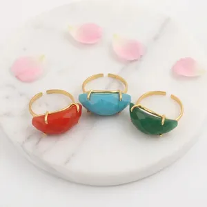 Anillo de Moda con Piedras Preciosas Chapado en Oro de 18k, Diseño de Luna Minimalista y Elegante para Mujer, Joyería al por Mayor - Product Image 1