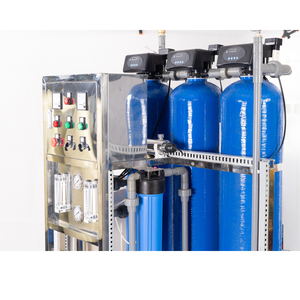 Système d'osmose inverse personnalisable pour le traitement de l'eau, haute capacité, adoucisseur d'eau, filtre, usine de production d'eau pure automatique 250 LPH - Product Image 1