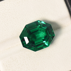 Esmeralda de Fantasía de 13x11 mm, Gema Única Creada en Laboratorio, Nanosital Verde Intenso, Esmeralda Suelta para Joyería, 6.55 Quilates - Product Image 1