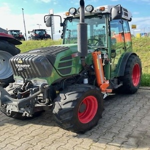 Venta al por mayor de tractores Fendt 824 Vario: ingeniería de calidad premium y opciones de compra para profesionales agrícolas - Product Image 2