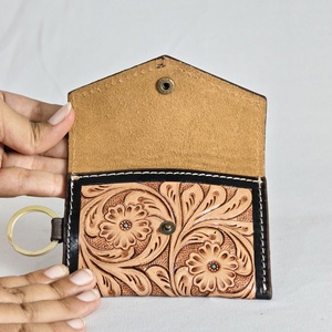 Magnifique mini portefeuille en cuir véritable fait main avec fermeture à bouton antivol, porte-clés, bordure noire, idéal pour les femmes, usage quotidien - Product Image 3