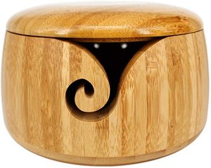 Bol de rangement pour fil en bois fait main avec couvercle amovible, support de pelotes de fil en bois de qualité supérieure pour accessoires de tricot, crochet et couture - Product Image 3