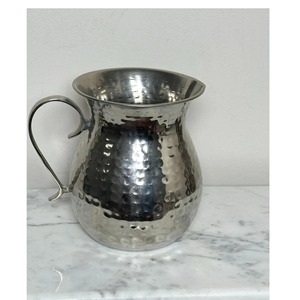 Carafe à eau professionnelle en acier inoxydable avec couvercle, serveur de boissons en métal martelé de qualité supérieure pour la restauration, les restaurants et les hôtels - Product Image 5