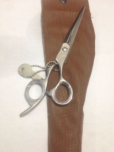 New Japanese Steel 440C Professional Hair Scissors Wholesale Customizable Salon Barber <b>Shears</b> Manufacturer Direct - Product Image 1