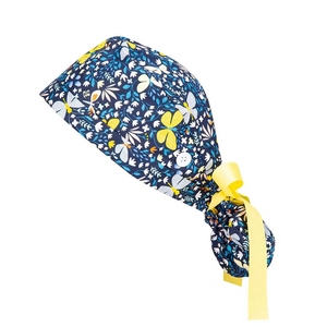 Gorro Quirúrgico Unisex con Estampado Floral y Lazo Amarillo, Accesorio para Uniforme de Hospital, con Detección de Agujas, Tejido de Mezclilla de Spandex/Poliéster - Product Image 1