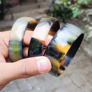 กำไลเขาควายธรรมชาติเป็นมิตรต่อสิ่งแวดล้อมสร้อยข้อมือขัดเงาทันสมัยใช้ได้ทั้งชายและหญิงเครื่องประดับแฟชั่นน้ำหนักเบาใช้ได้ทุกวัน - Product Image 2