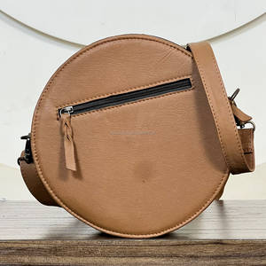 Bolsos de hombro de cuero genuino hechos a mano con diseño floral a cuadros de cerezo, de primera calidad, para uso diario, tipo bandolera. - Product Image 5