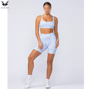 Shorts de yoga pour femme 2026, style le plus récent, respirants, sans taille haute, côtelés, contraste blanc et bleu, fabriqués au Pakistan par un fournisseur de qualité - Product Image 3
