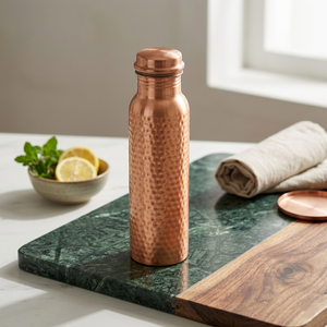 Botella de Agua de Cobre Puro Martillada a Mano para Beneficios Ayurvédicos, Venta al Por Mayor Personalizada - Product Image 2