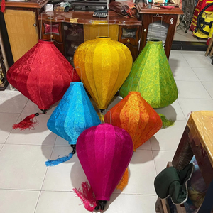 Linternas de seda pintadas, linternas de bambú y seda, luces colgantes para jardín, restaurante, hotel, linternas de seda de Vietnam - Product Image 1