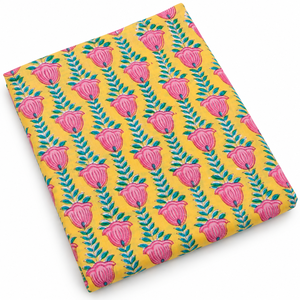 Tissu en voile de coton peigné léger imprimé à la main Pinksa, motif feuilles jaunes et bleues, 90 GSM - Product Image 1