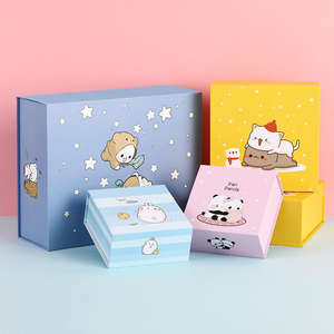 Boîte cadeau pour bougies en pot avec fenêtre, en papier kraft personnalisé, écologique, OEM, avec pelliculage mat, gaufrage et doublure en mousse - Product Image 3