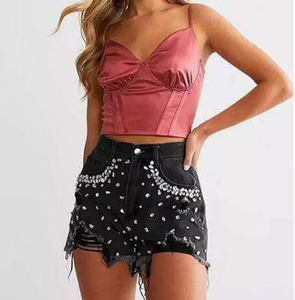 Shorts de mezclilla desgastados con pedrería para mujer, de cintura alta, estilo streetwear de verano, color azul claro con dobladillo deshilachado - Product Image 4