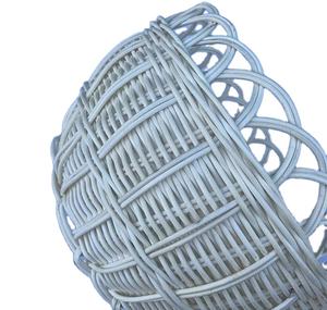 Bol en bambou blanc avec bord floral conique, polyvalent pour les arrangements floraux, les présentations de fruits, la décoration dans les salons et les cuisines - Product Image 5