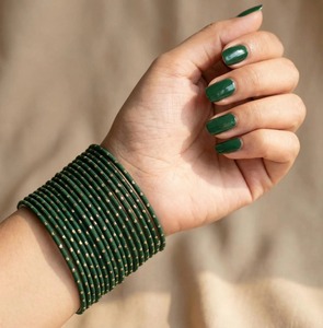 Ensemble de bracelets en zinc vert pour femmes, bracelets empilables en cristal et strass, bijoux de style classique - Product Image 2