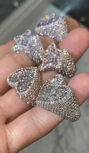 แหวนมอสซาไนต์ผู้ชายแบบ Iced Out ขายดี แหวนเงินแท้ 925 สไตล์ฮิปฮอป พร้อมใบรับรอง GRA แหวนรูปกากบาทประดับมอสซาไนต์ D VVS - Product Image 3