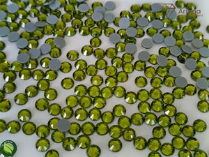 Strass ronds à dos plat Ariana Crystal, vert émeraude, olivine, kaki, à fixer à chaud, pierres lâches, sans nickel, fabriqués à Taïwan - Product Image 5